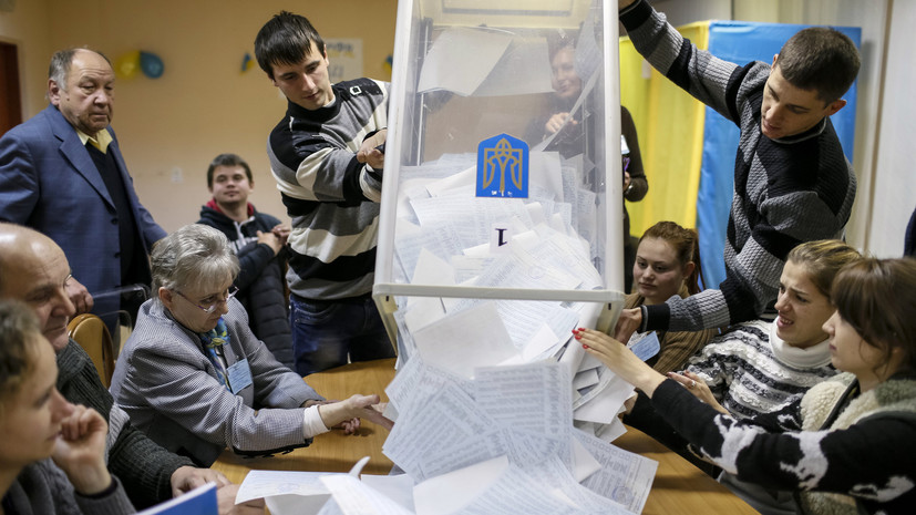 «От этого зависят результаты выборов»: как президент Украины формирует «карманный» Центризбирком