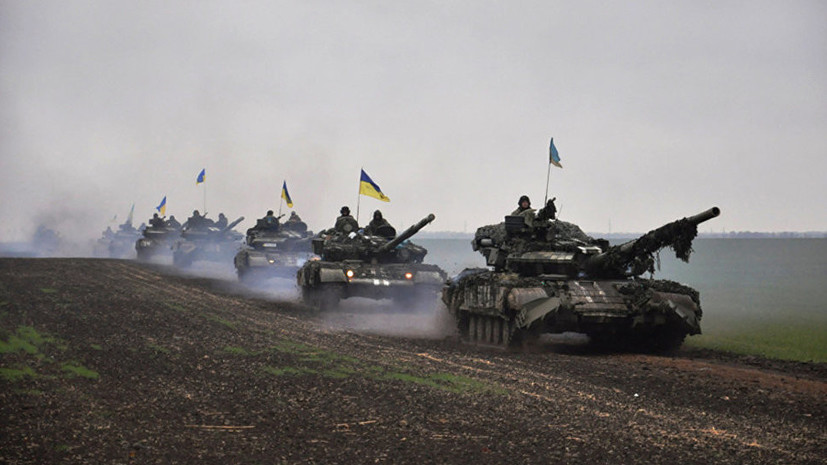 ВСУ провели танковые учения на побережье Азовского моря