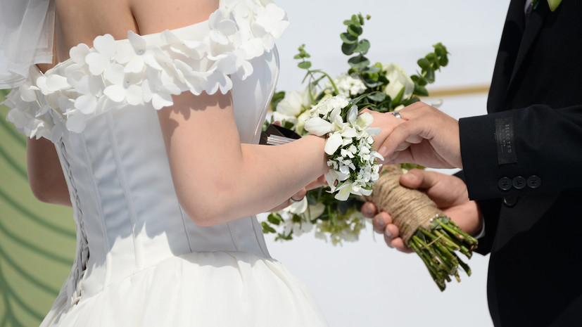 В Подмосковье более 1,2 тысячи пар планируют зарегистрировать брак в День семьи, любви и верности