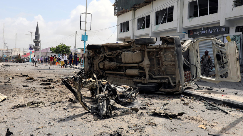 Девять человек погибли при взрывах в Сомали