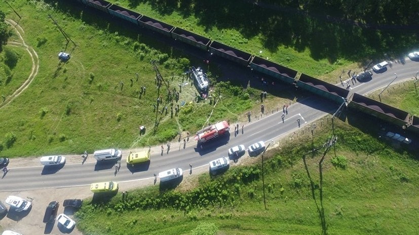 В Орле в ДТП с микроавтобусом и грузовиком погибли два человека
