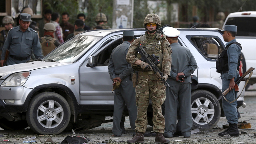 При нападении боевиков в Афганистане погибли 10 человек