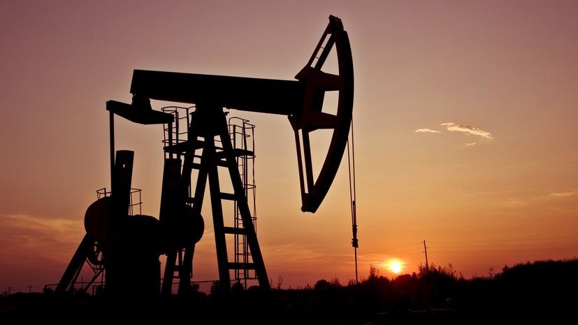 Нефть марки WTI вслед за Brent подешевела более чем на 3%