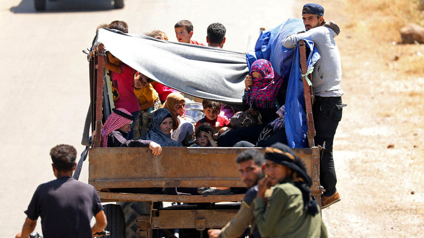 Более 900 человек за сутки покинули южную зону деэскалации в Сирии