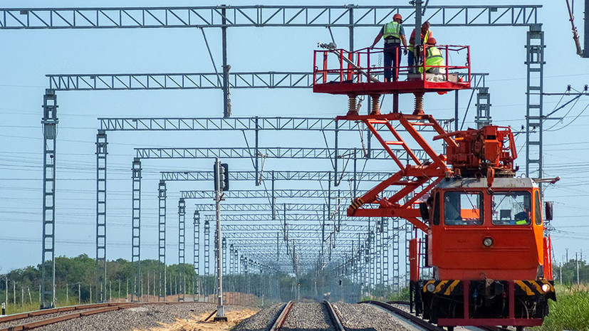 Рельсовый подход: как в Тамани проходит завершающий этап укладки железнодорожных путей к Крымскому мосту