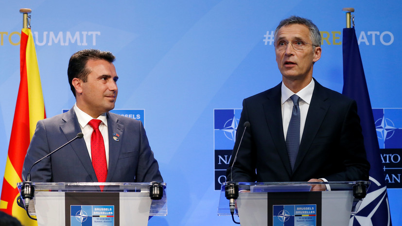 НАТО и Македония подписали документ о начале переговоров по вступлению в альянс