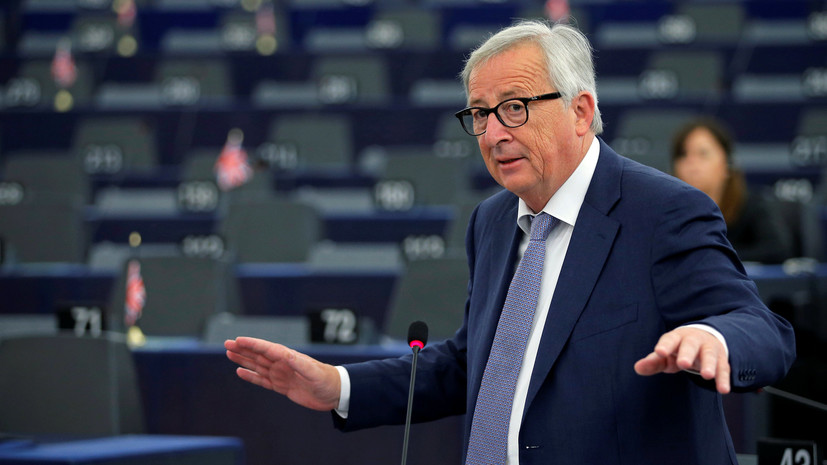 В Еврокомиссии объяснили поведение Юнкера на саммите НАТО