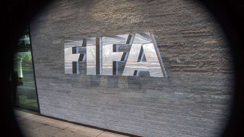 ФИФА оштрафовала Федерации футбола Хорватии и Швеции