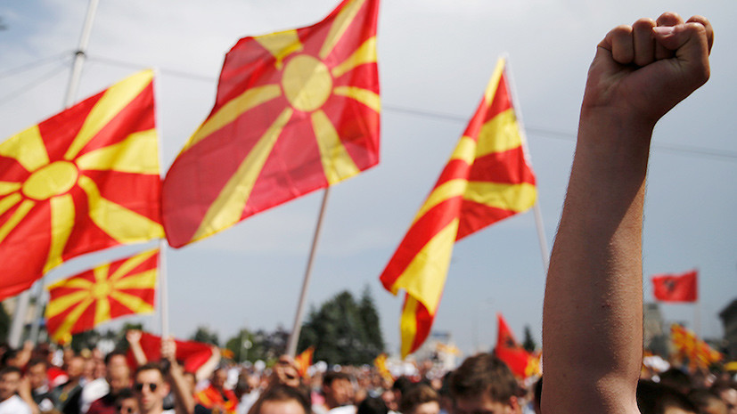 «Хайли лайкли» с балканским акцентом: в Лондоне сообщили о риске вмешательства России в македонский референдум