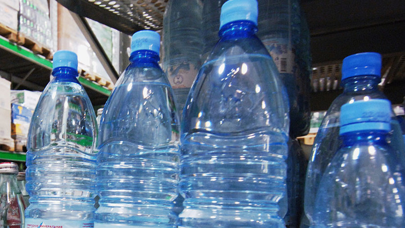 В Госдуме предложили обязать торговые точки продавать воду по зафиксированной цене
