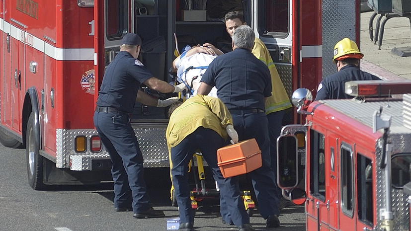 На военной базе в Калифорнии 30 человек пострадали в результате обрушения шатра