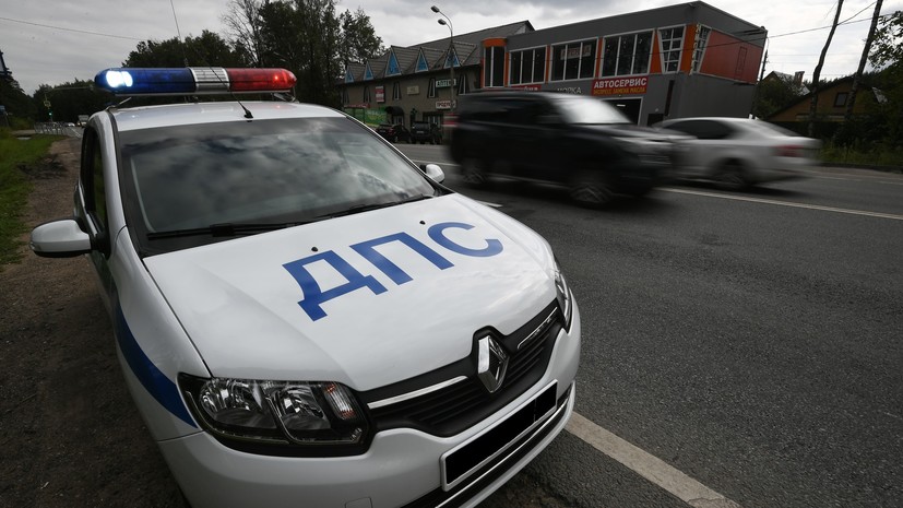 В Дагестане при обстреле автомобиля ДПС погибли двое полицейских