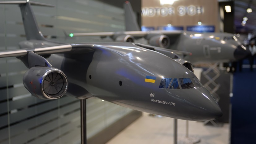 Порошенко назвал контракт «Антонова» с Boeing залогом авиационной независимости Украины