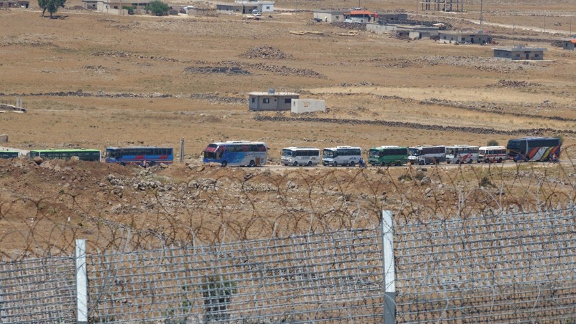 В Сирии из юго-западной зоны деэскалации вывезли более 2,7 тысячи человек