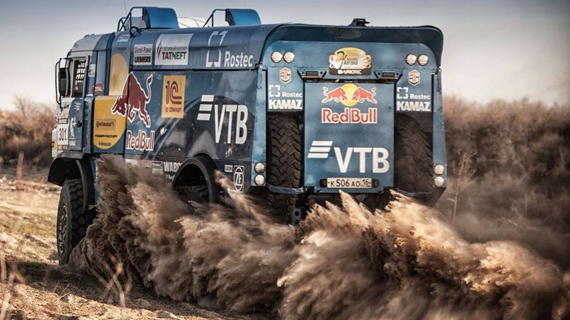 Экипаж Сотникова одержал победу на первом этапе ралли «Шёлковый путь» в зачёте грузовиков