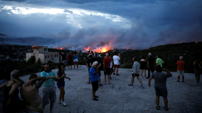Посольство: россиян среди погибших и пострадавших при пожарах в Греции нет