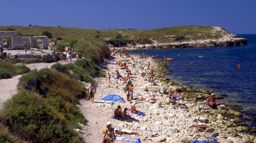 Роспотребнадзор проверил морскую воду на пляжах в Севастополе