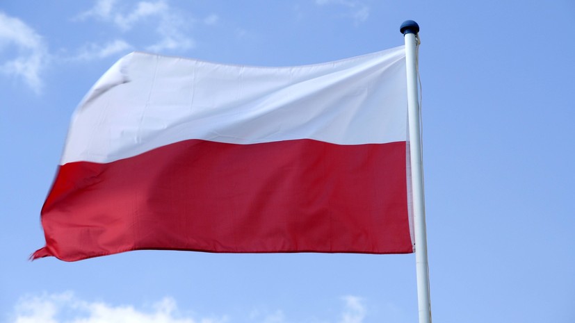 Сенат Польши отклонил предложение президента о проведении конституционного референдума