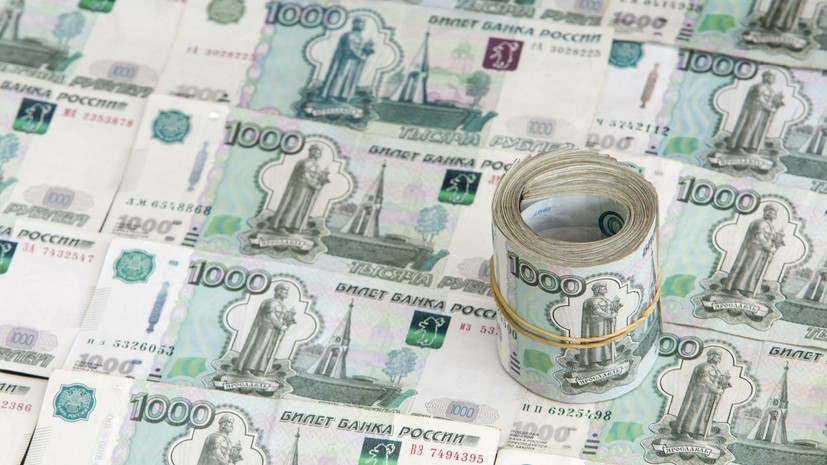 В ФССП заявили об увеличении общего судебного долга россиян до 4,4 трлн рублей