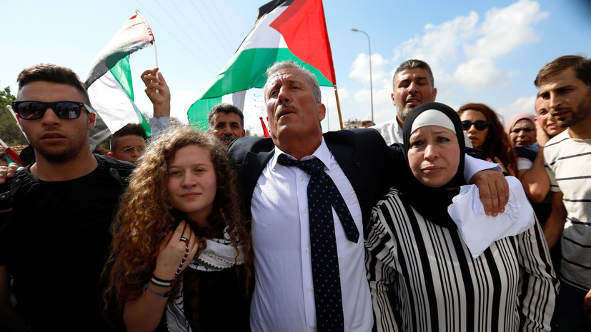 Давшая пощёчину израильскому офицеру 17-летняя палестинка вышла из тюрьмы