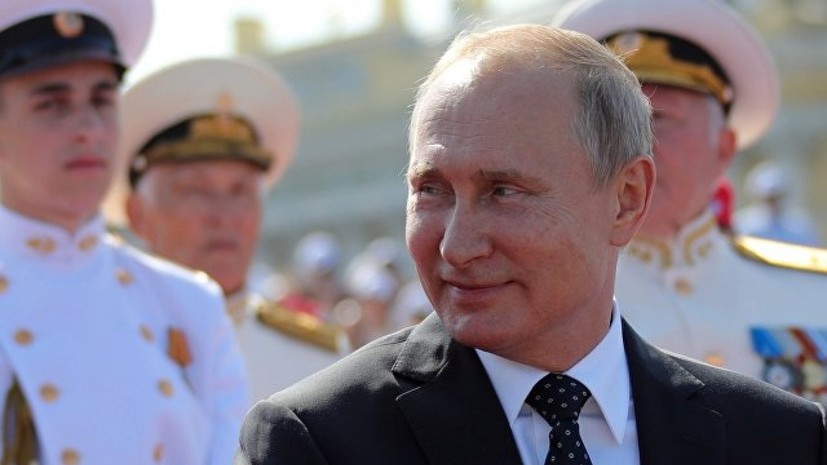 Путин рассказал, что российский флот в 2018 году получит 26 новых кораблей