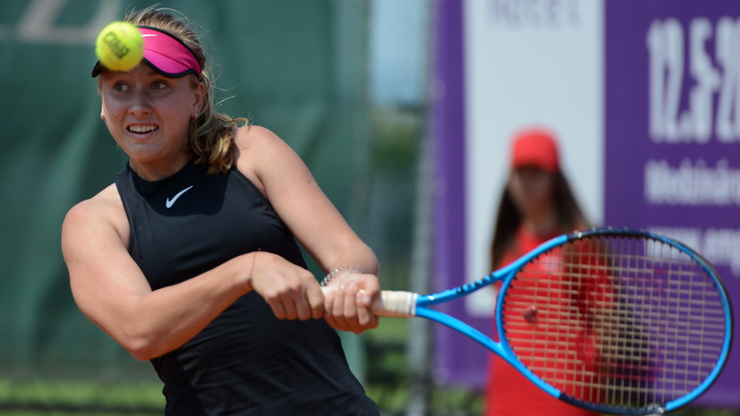 Потапова и Звонарёва завоевали титул турнира WTA в Москве в парном разряде