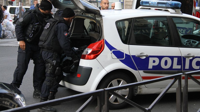 Во Франции заключённый взял в заложники медсестру