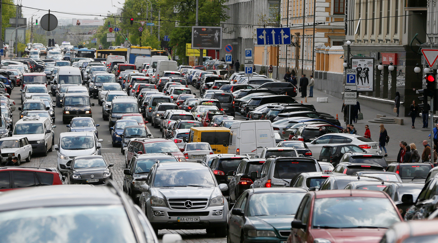 Уличная политика»: сможет ли Киев договориться с протестующими владельцами  нерастаможенных автомобилей — РТ на русском