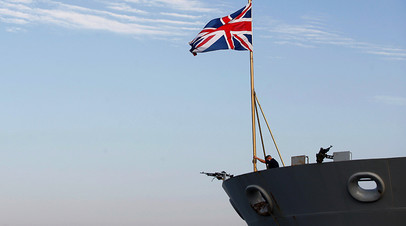 Британский десантный корабль «Болверк»