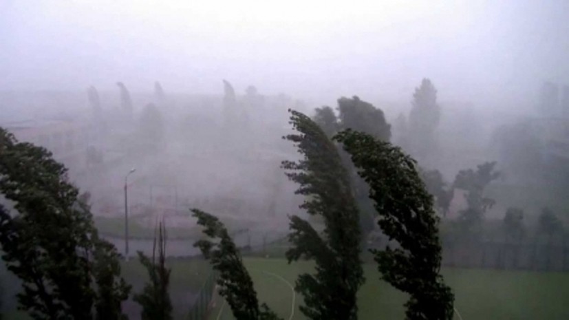 В ХМАО объявили штормовое предупреждение на 3 августа
