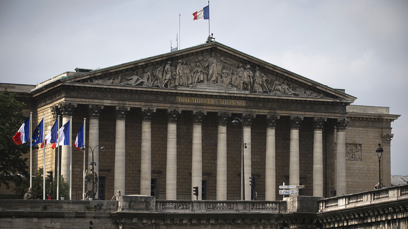 В парламенте Франции подтвердили намерение отправить делегацию в Россию осенью