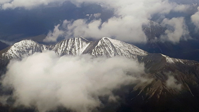 В Новой Зеландии спасли заблокированного на протяжении недели в горах альпиниста