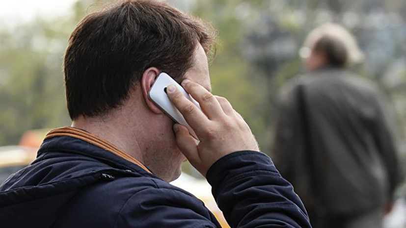 Сотовые операторы отменяют плату за входящие звонки в роуминге по России