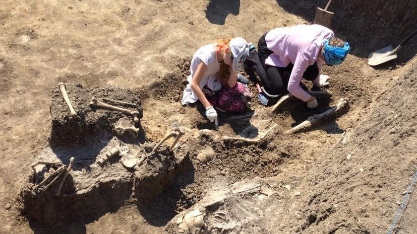 Древнее массовое захоронение найдено на раскопках в Крыму
