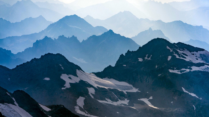 У австрийского альпиниста во время восхождения на Эльбрус остановилось сердце