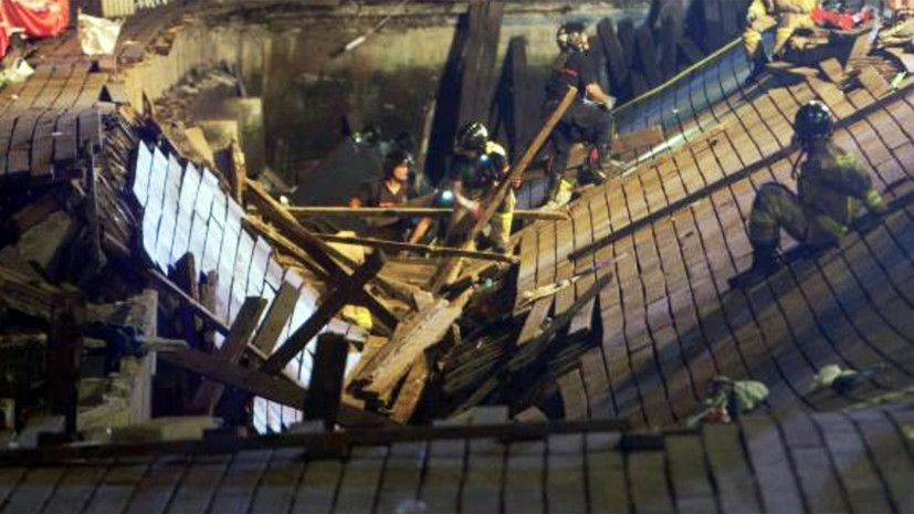 Более 250 человек пострадали при обрушении конструкции на концерте в Испании