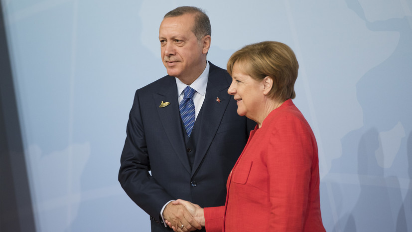 Меркель и Эрдоган обсудили по телефону ситуацию в Сирии