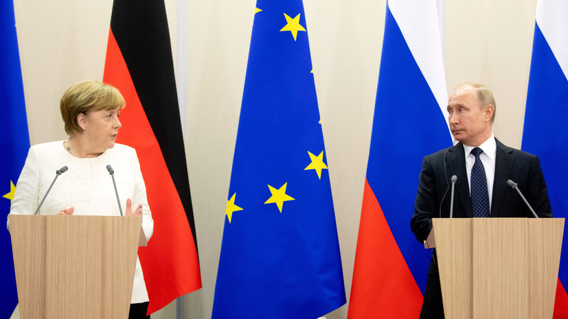 Путин обсудил с членами Совбеза России темы переговоров с Меркель