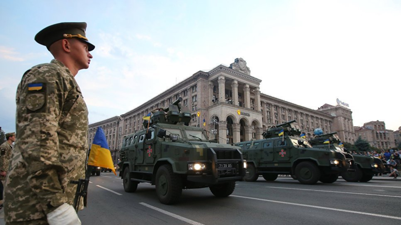 Порошенко примет военный парад в Киеве в День независимости Украины
