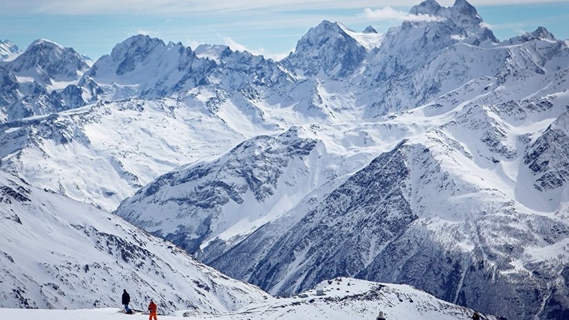 Умер один из пострадавших от удара молнии на Эльбрусе альпинист
