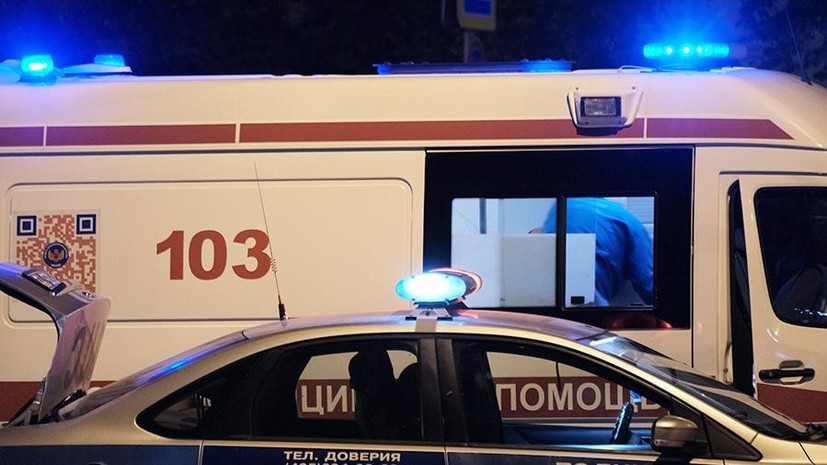 Источник рассказал подробности нападения неизвестного на полицейских в Москве