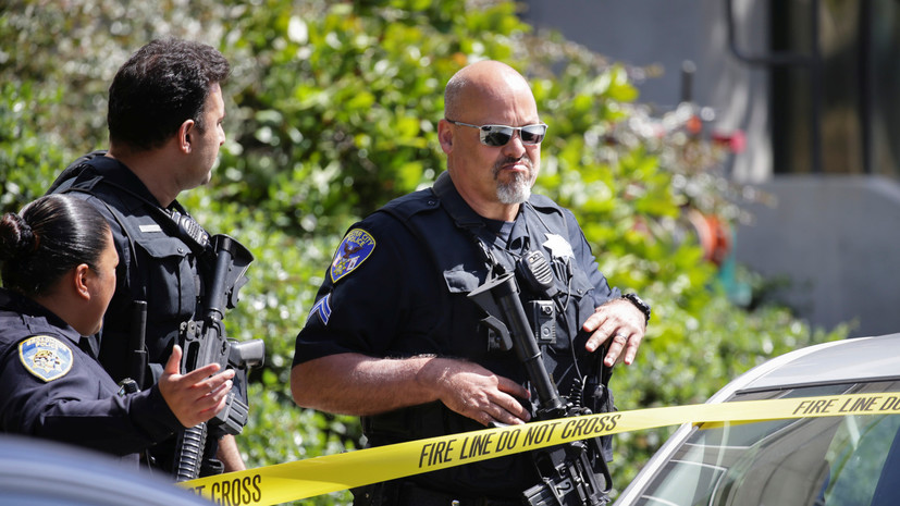 При стрельбе у школы в Калифорнии погиб подросток