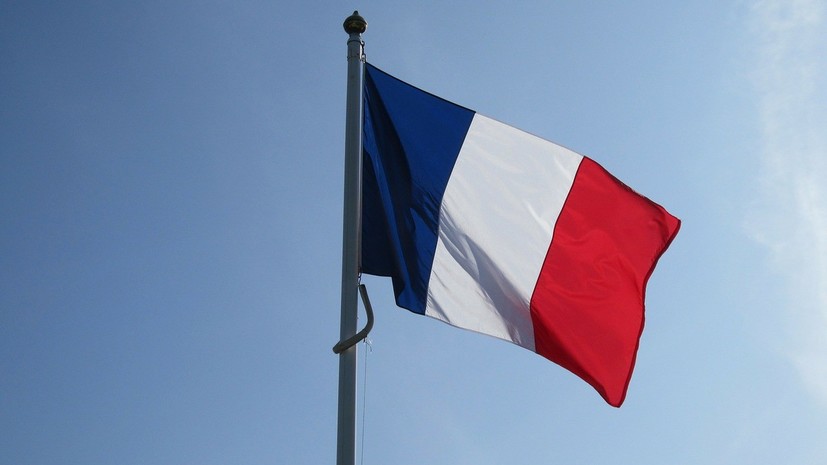 Правительство Франции в 2019 году сократит более четырёх тысяч госслужащих