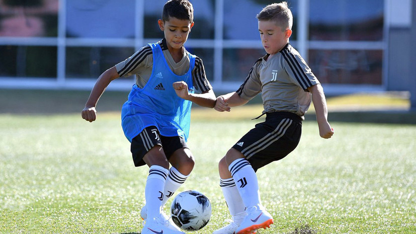 Сын Роналду провёл первую тренировку в составе детской команды «Ювентуса»