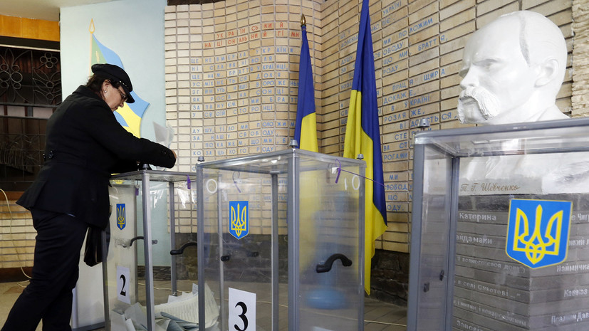 «Проще скопировать чужие лекала»: как Порошенко может использовать тему «российского вмешательства» в украинские выборы