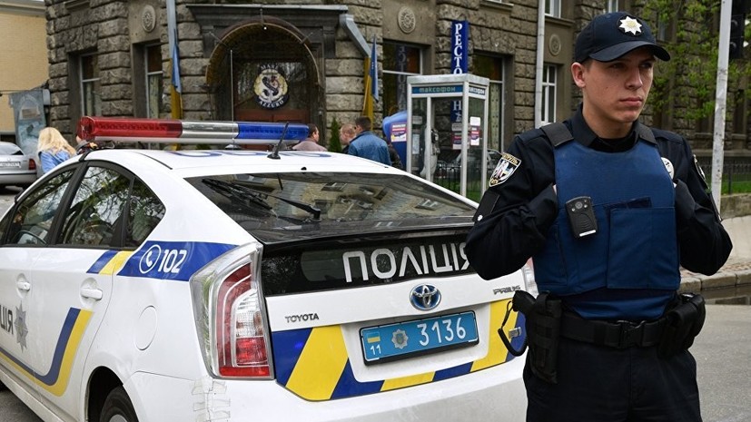 В Киеве задержан взявший в квартире в заложники детей мужчина