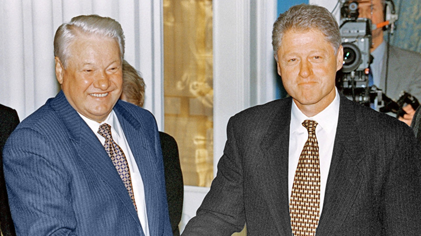 Песков прокомментировал публикацию в США расшифровки телефонного разговора Ельцина и Клинтона