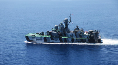 Ракетный корабль на воздушной подушке (РКВП)»Самум» во время совместных военных учений России и Китая в Средиземном море «Морское взаимодействие - 2015»