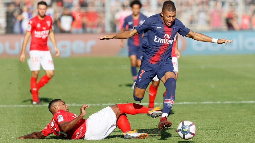 ПСЖ в гостях победил «Ним», Мбаппе забил мяч и получил красную карточку