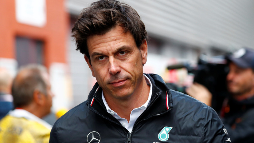 В «Мерседесе» предложили разрешить командам «Формулы-1» выставлять третий болид — для молодых пилотов